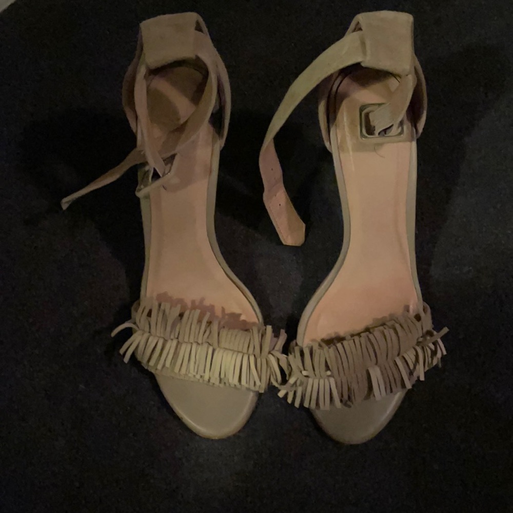 Joie pumps